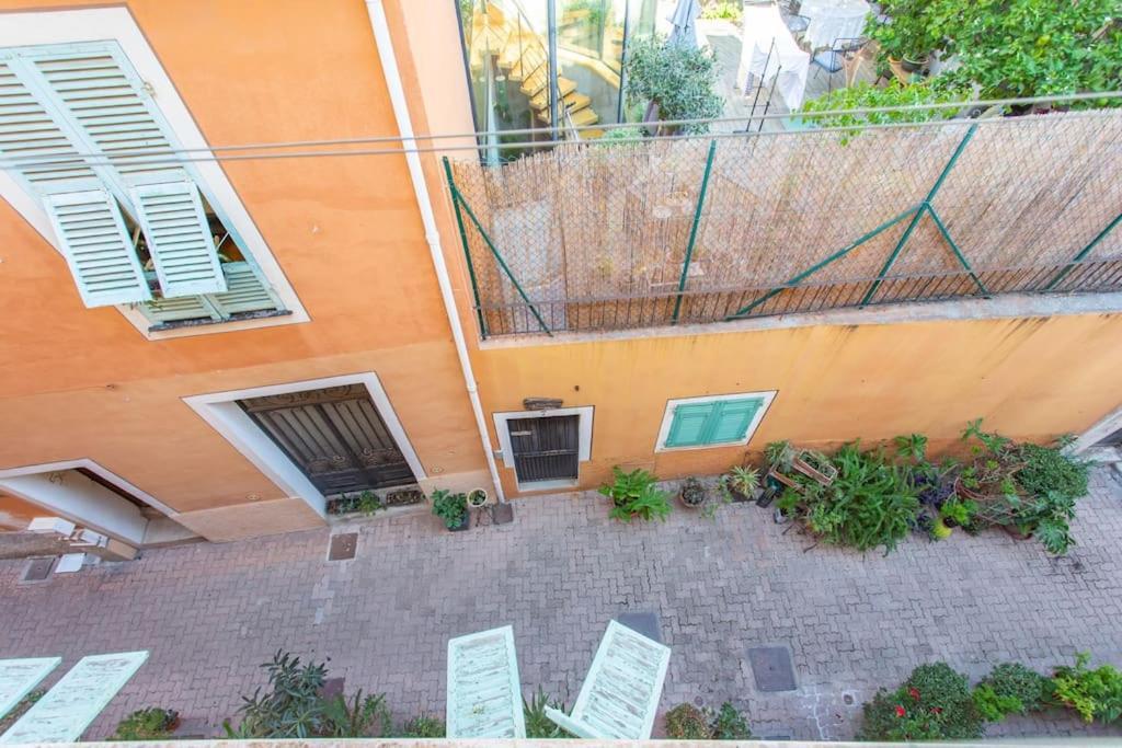 #40 Bright Sea View Suite For 6 2Mins Walk Port & Sea Villefranche-sur-Mer Dış mekan fotoğraf