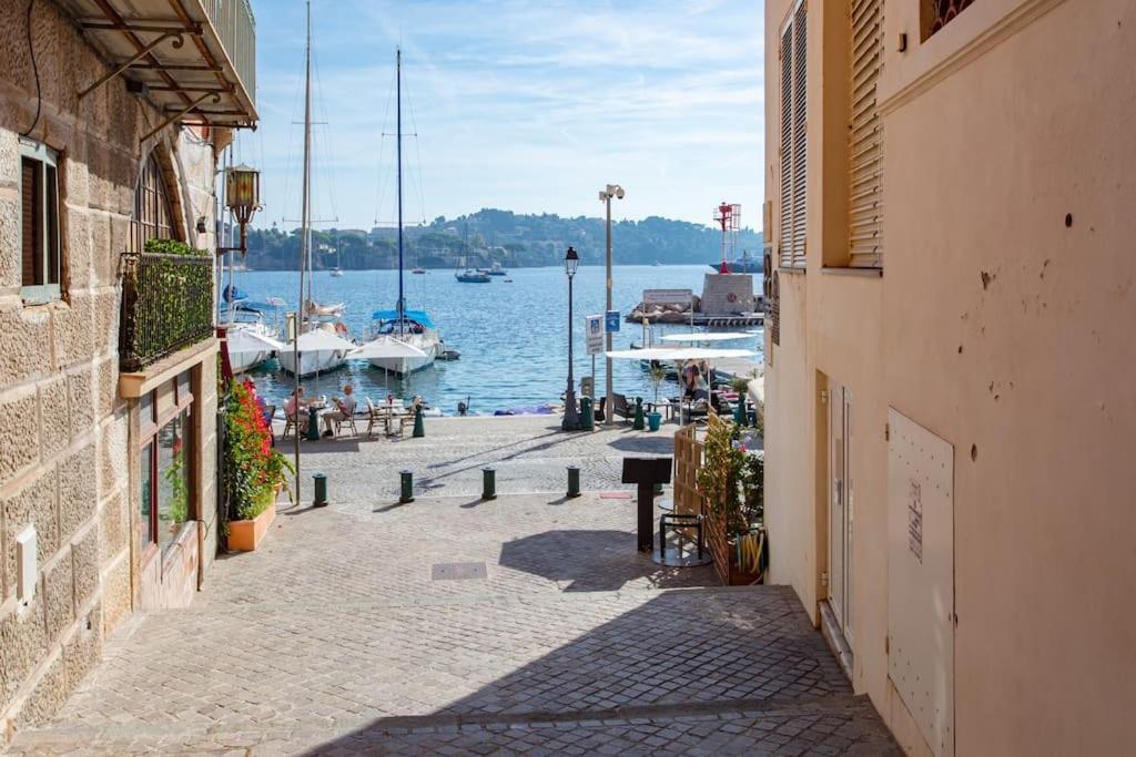 #40 Bright Sea View Suite For 6 2Mins Walk Port & Sea Villefranche-sur-Mer Dış mekan fotoğraf